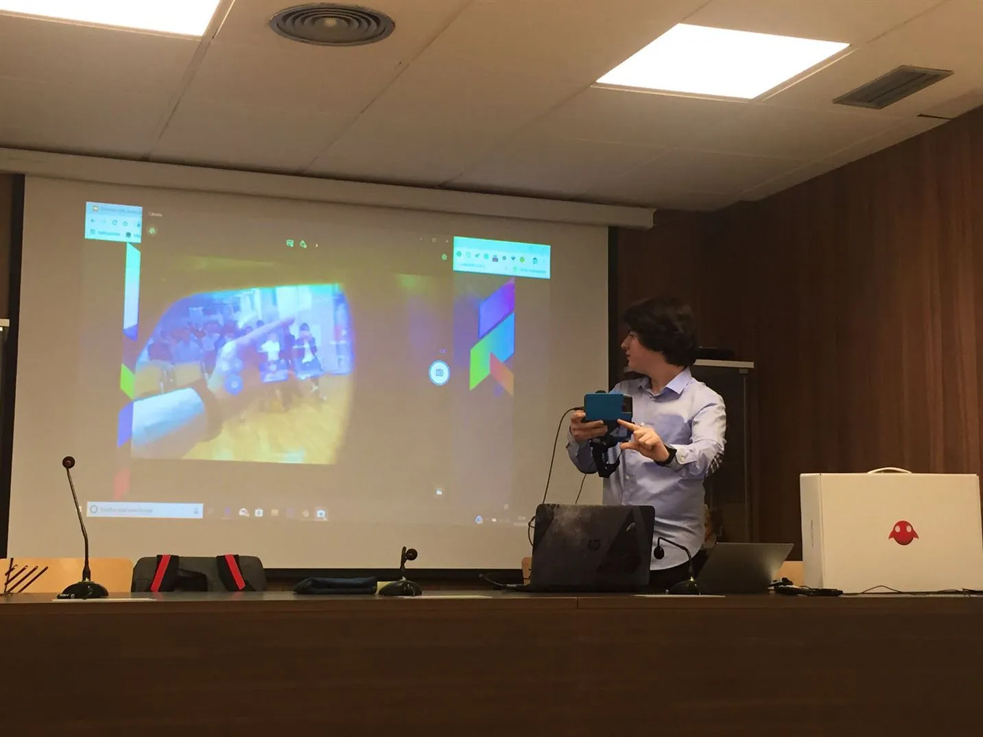 Presentación de Glassear en un evento tecnológico